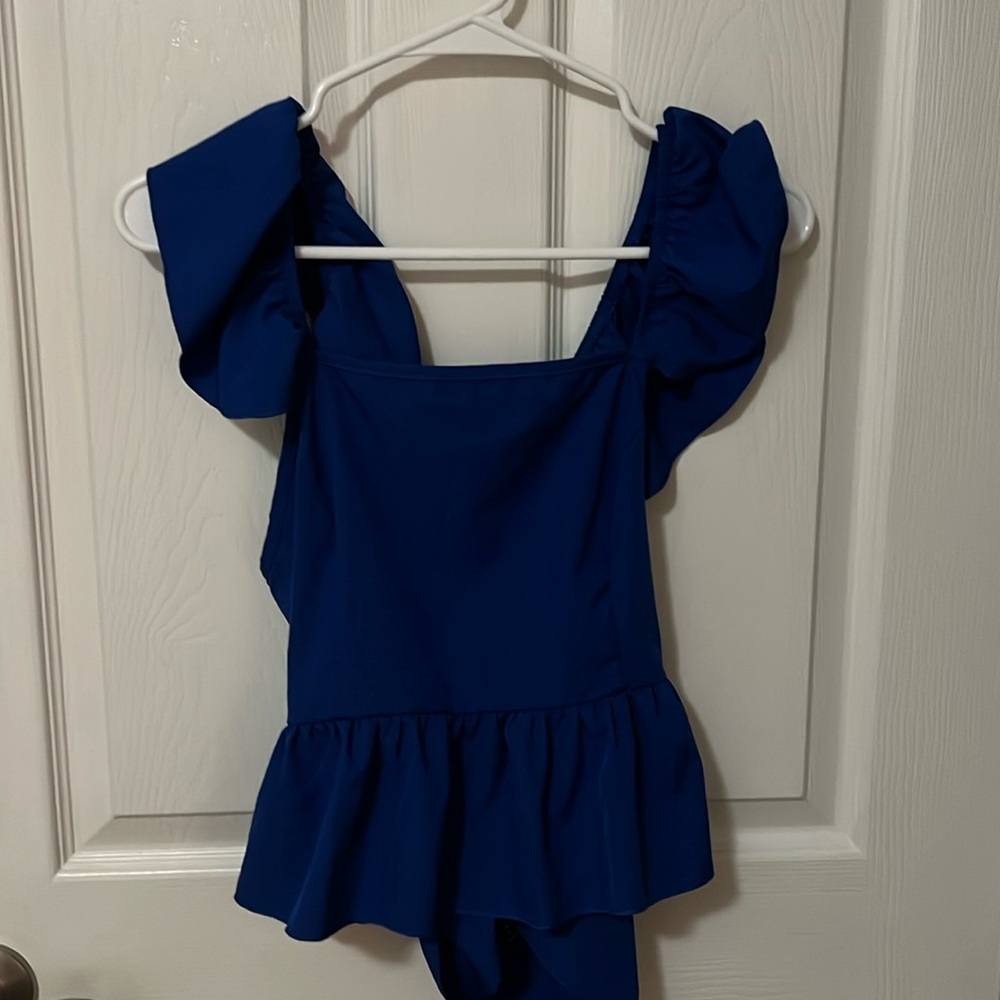 Ruffle blue top Size M